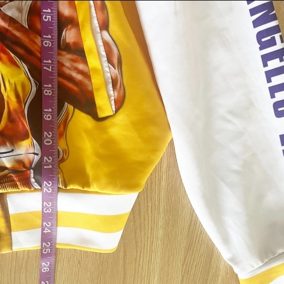 Kobe Bryant Mens NBA Los Angeles LA Lakers Button Front Athletic Jacket Yellow - Picture 8 of 8